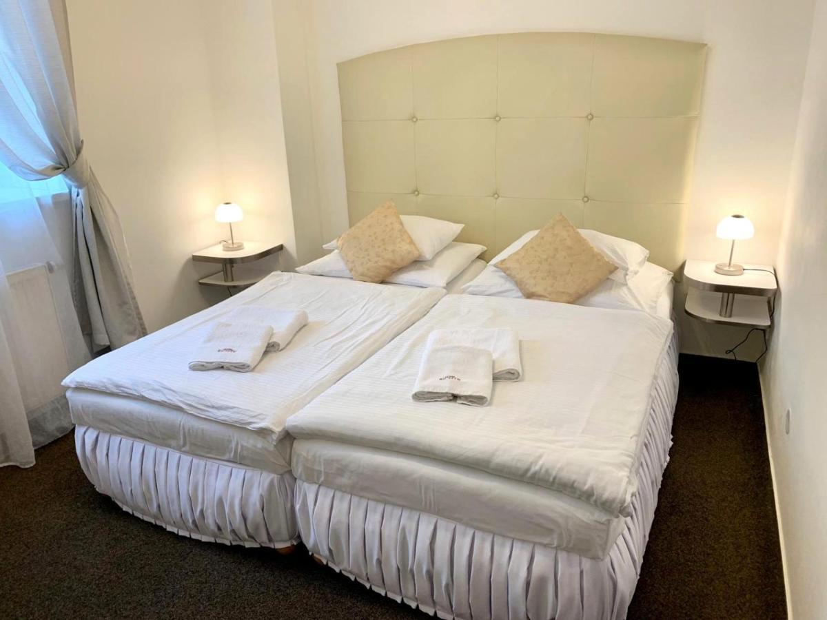 Hotel Richtr Фридек-Мистек Экстерьер фото