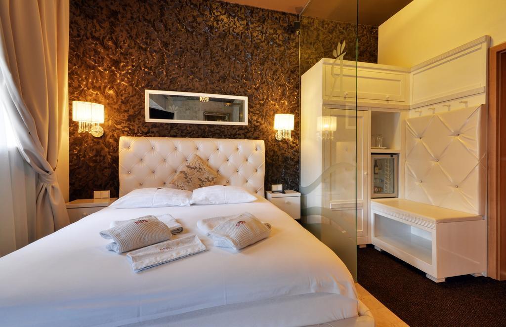 Hotel Richtr Фридек-Мистек Экстерьер фото