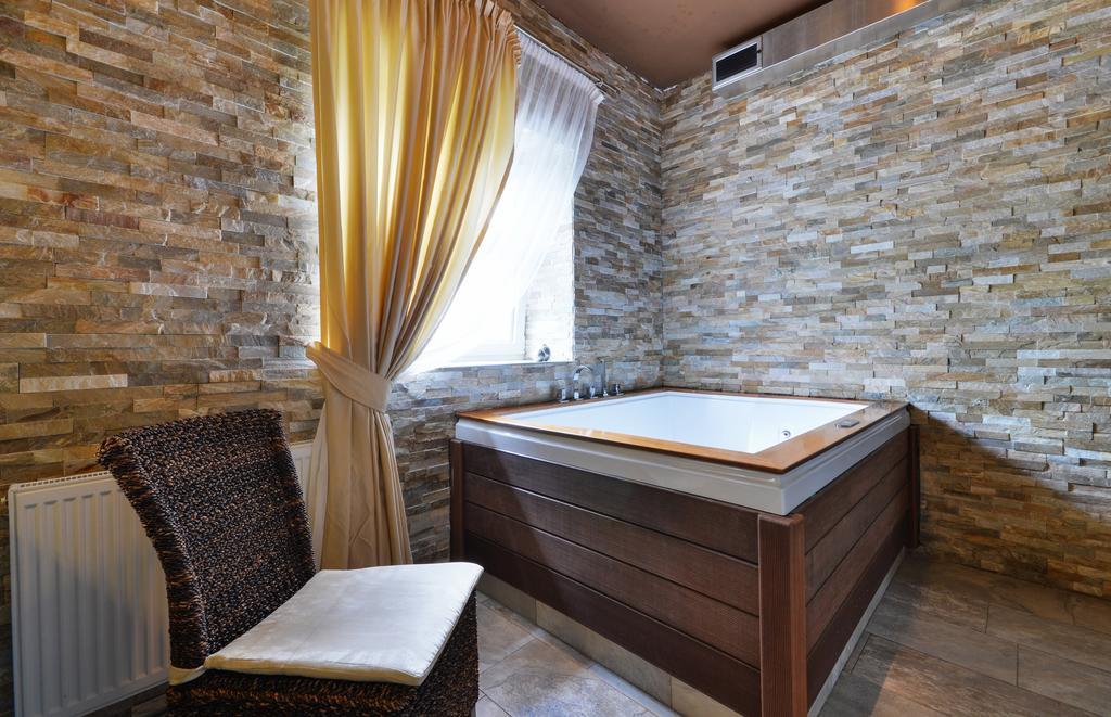 Hotel Richtr Фридек-Мистек Экстерьер фото